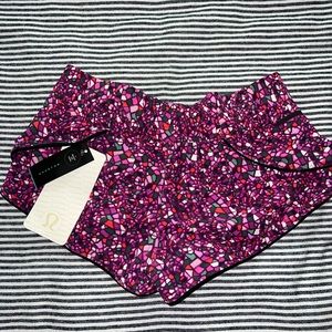 NWT Lululemon Paradise Regal Purple Plum Surf Shorts II size 4